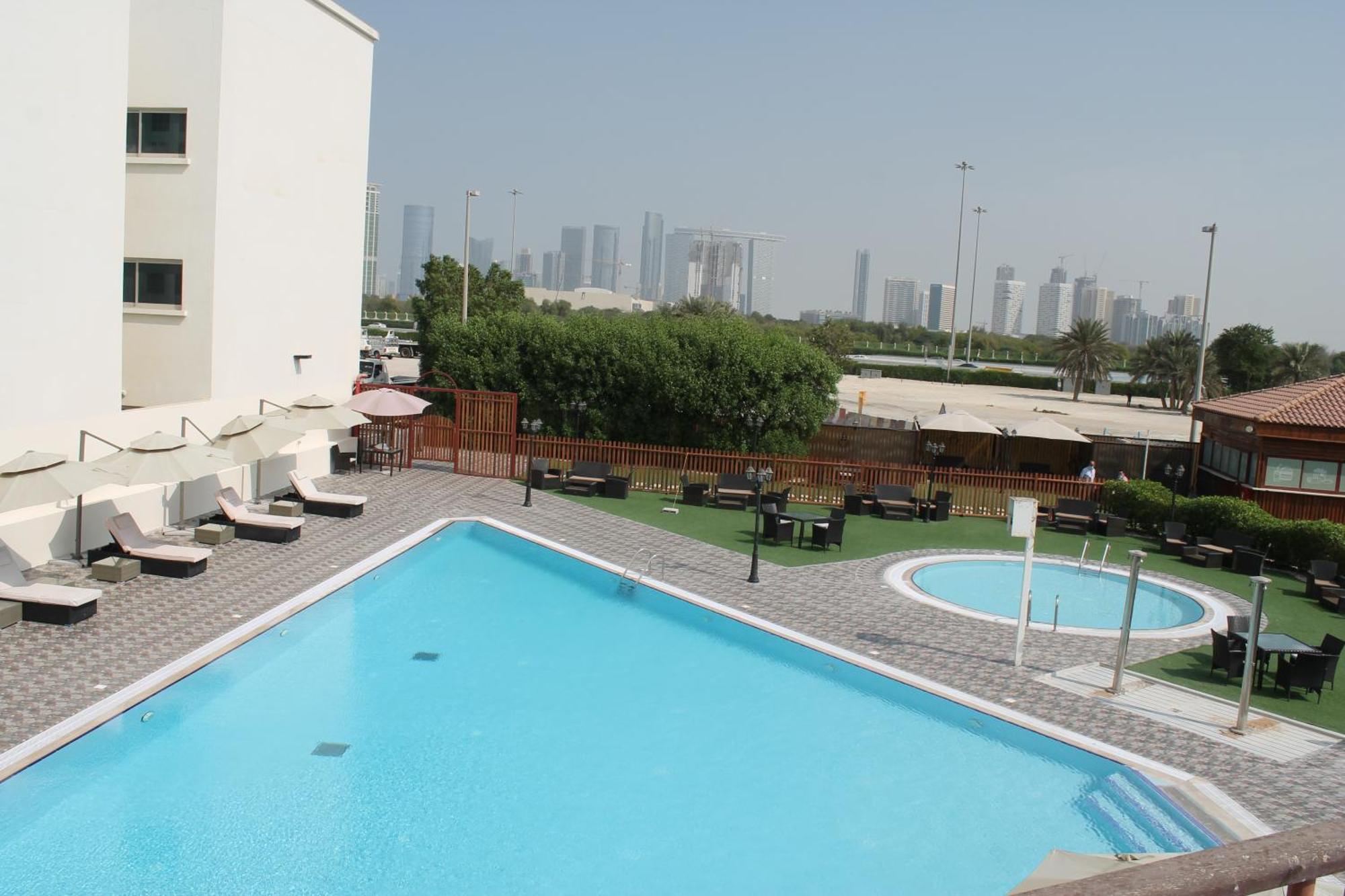 Villaggio Hotel Abu Dabi Exterior foto